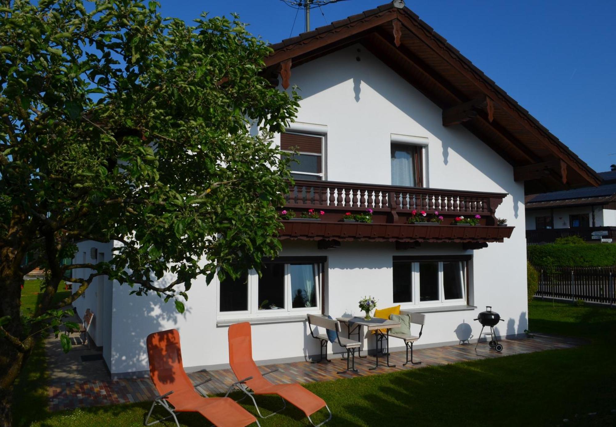 Ferienhaus Antdorfer Gartenglueck Exterior photo